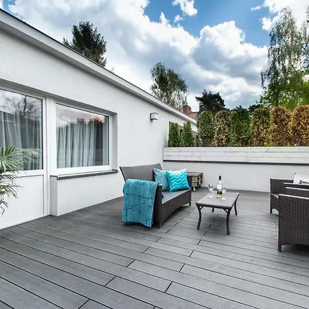 House - Przy Plazy *